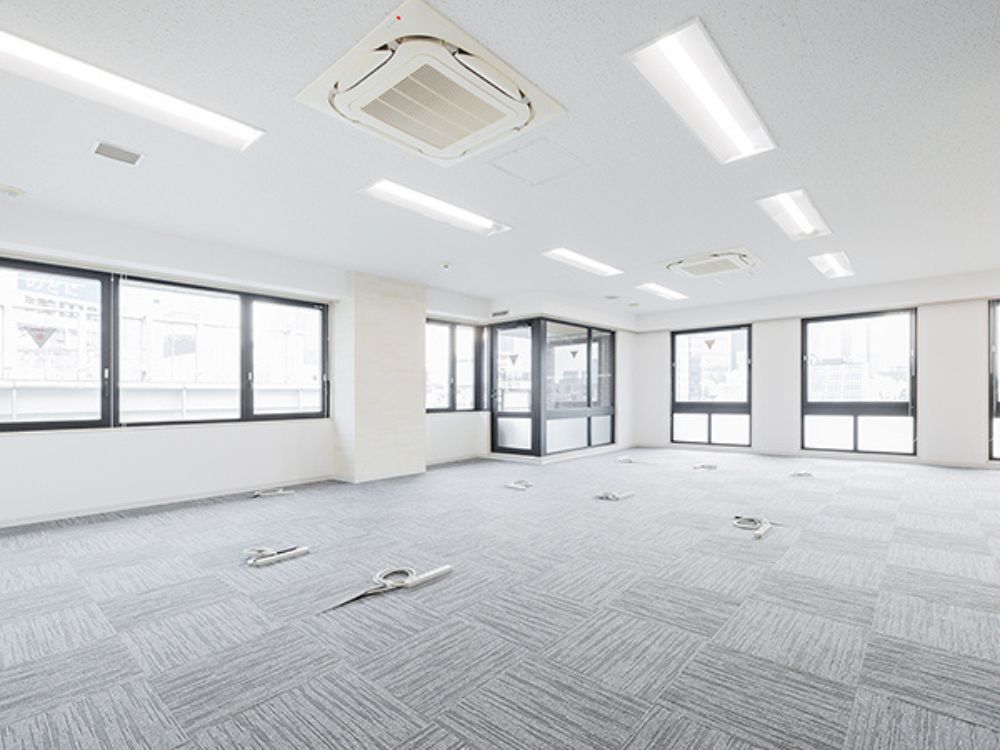 千代田区鍛冶町のセットアップオフィス物件（神田駅徒歩1分、約30坪）