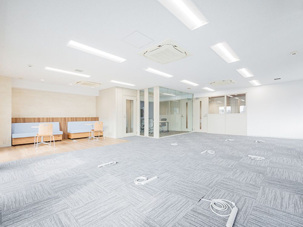 千代田区鍛冶町のセットアップオフィス物件（神田駅徒歩1分、約30坪）