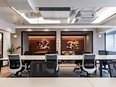 千代田区九段南のセットアップオフィス物件(市ヶ谷駅徒歩3分、約30坪)