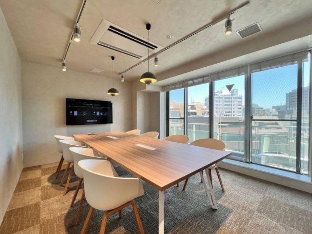 千代田区九段南のセットアップオフィス物件（九段下駅徒歩7分、約60坪）