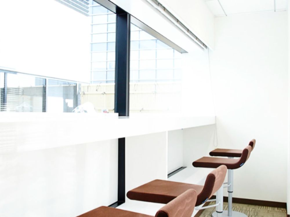 港区芝大門のオフィス物件（大門駅徒歩3分）