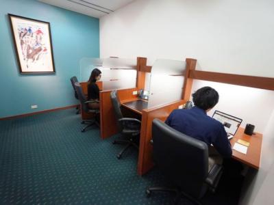 江東区有明の4-6名用オフィス物件（東京ビックサイト駅徒歩1分、10坪未満）