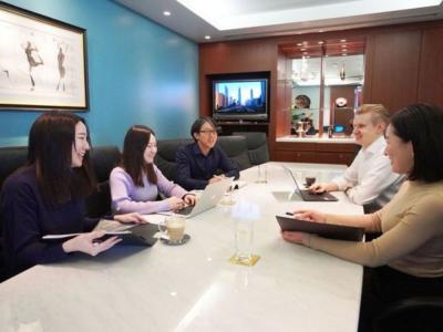 江東区有明の4-6名用オフィス物件（東京ビックサイト駅徒歩1分、10坪未満）