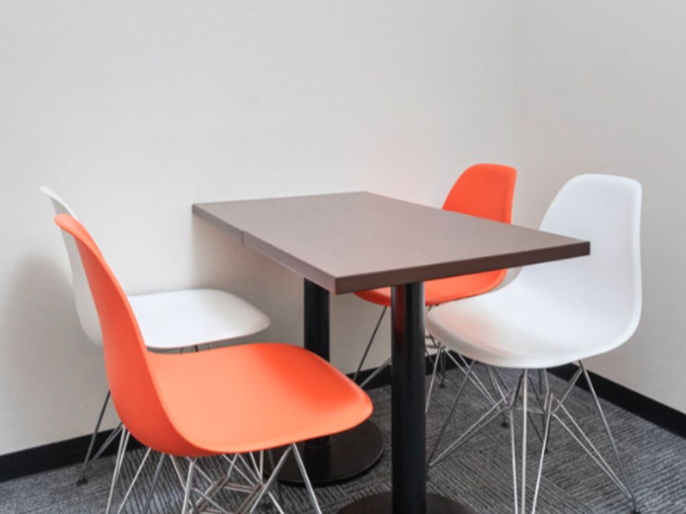 港区赤坂のオフィス物件（赤坂駅徒歩1分）