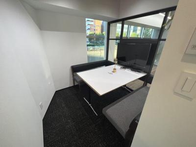 千代田区飯田橋のリバーサイドオフィス物件（飯田橋駅徒歩1分、約15坪）