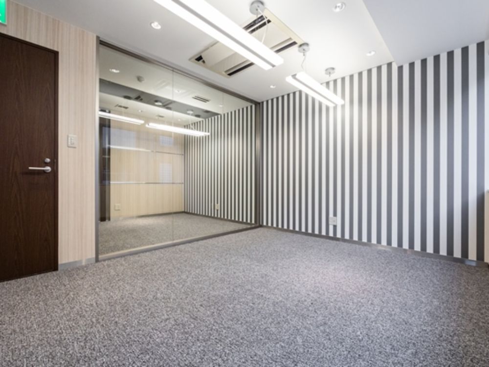 千代田区九段南のセットアップオフィス物件（市ヶ谷駅徒歩8分、約45坪）