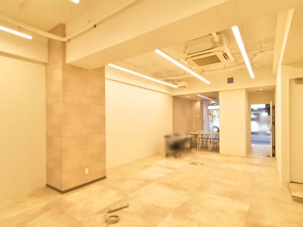 港区新橋のセットアップオフィス物件（御成門駅徒歩4分、約20坪）