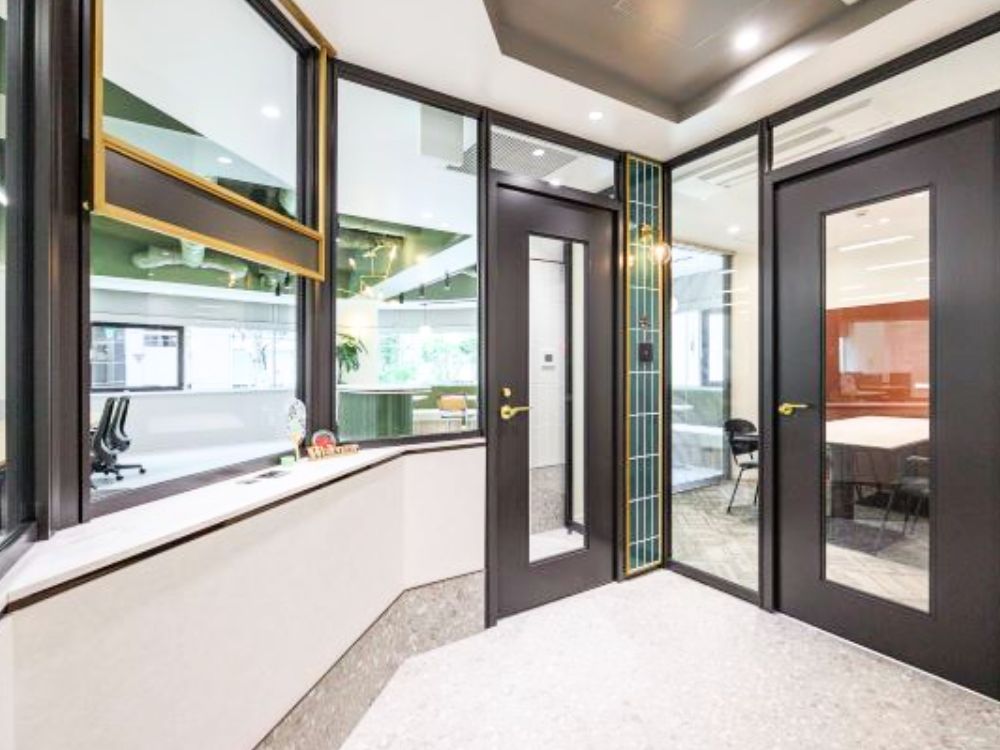 中央区日本橋久松町のセットアップオフィス物件（東日本橋駅徒歩4分、約60坪）