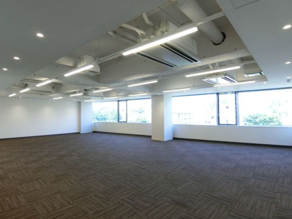 目黒区中目黒のセットアップオフィス物件（中目黒駅徒歩7分、約75坪）