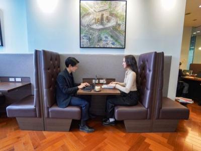 千代田区丸の内の3-6名用オフィス(二重橋前駅徒歩1分、10坪未満)