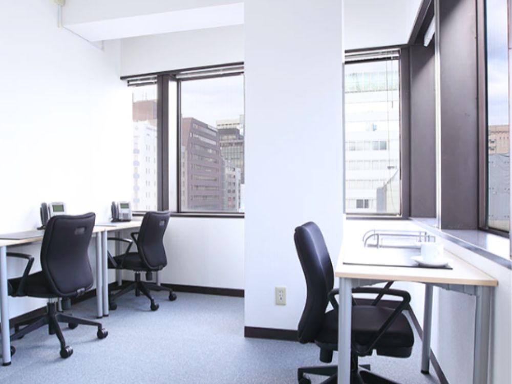 港区新橋のオフィス物件（新橋駅徒歩5分）