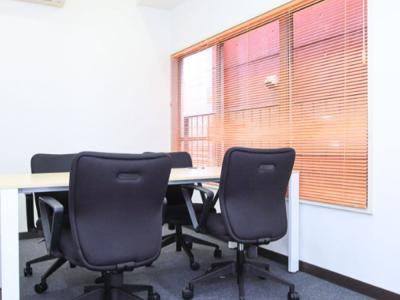 港区新橋のオフィス物件（新橋駅徒歩5分）