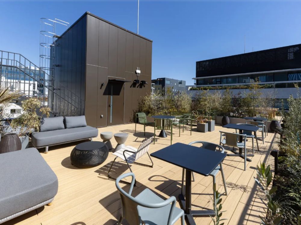 中央区八丁堀のオフィス物件（宝町駅徒歩3分）