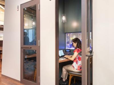 千代田区有楽町の4-5名用オフィス物件（日比谷駅徒歩1分、10坪未満）