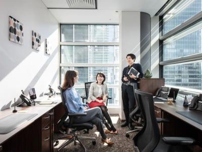 中央区八重洲の1-3名用オフィス物件（東京駅徒歩2分、10坪未満）