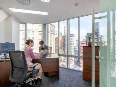 中央区日本橋室町の2-3名用オフィス物件(三越前駅徒歩1分、10坪未満)