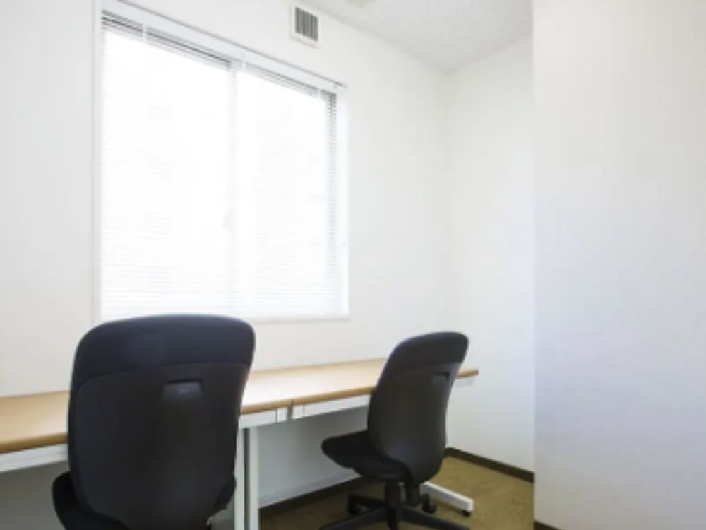 千代田区須田町の2名用オフィス物件（秋葉原駅徒歩3分、10坪未満）