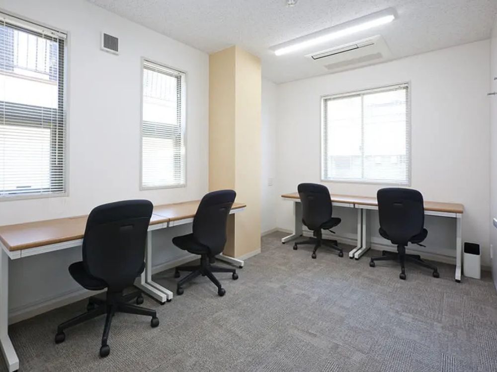 豊島区池袋の4-6名用オフィス物件（池袋駅徒歩1分、10坪未満）