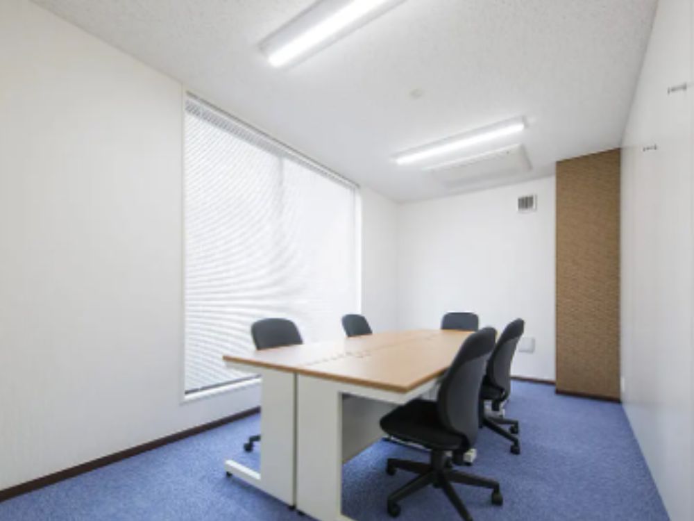 千代田区神田淡路町の8-10名用オフィス物件（御茶ノ水駅徒歩5分、10坪未満）