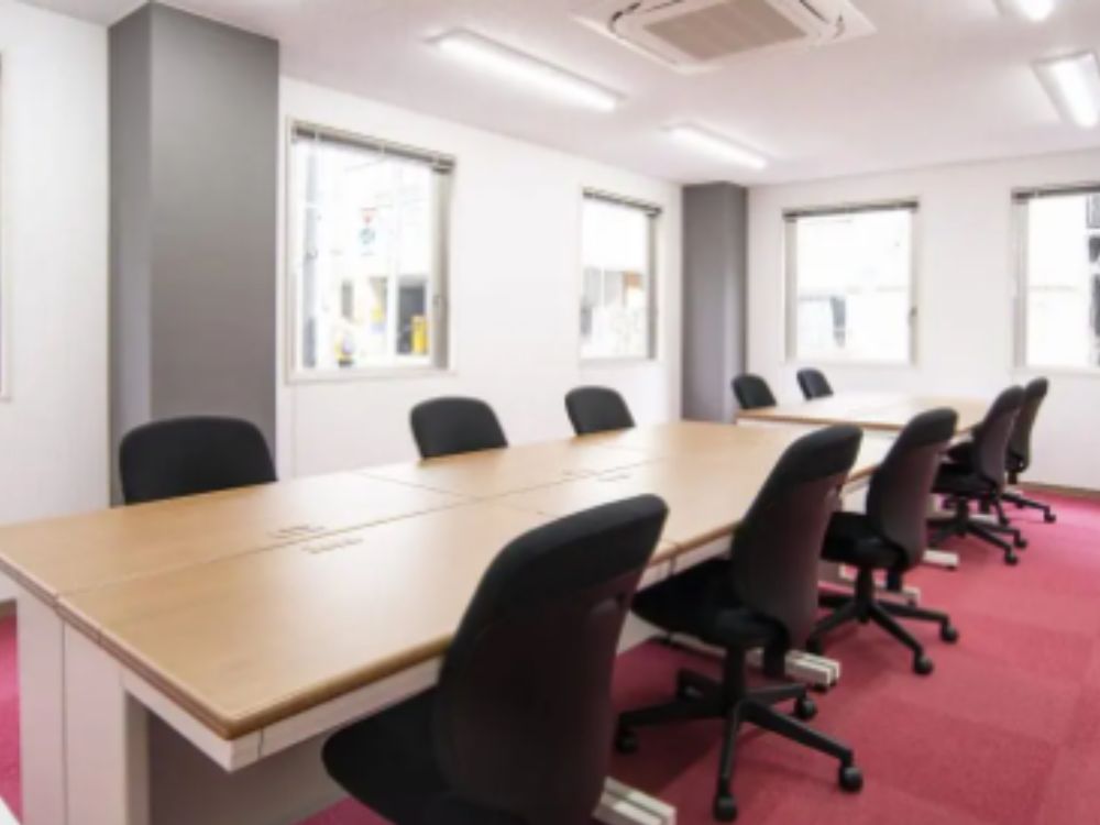 千代田区神田三崎町の16-18名用オフィス物件（水道橋駅徒歩2分、10坪未満）