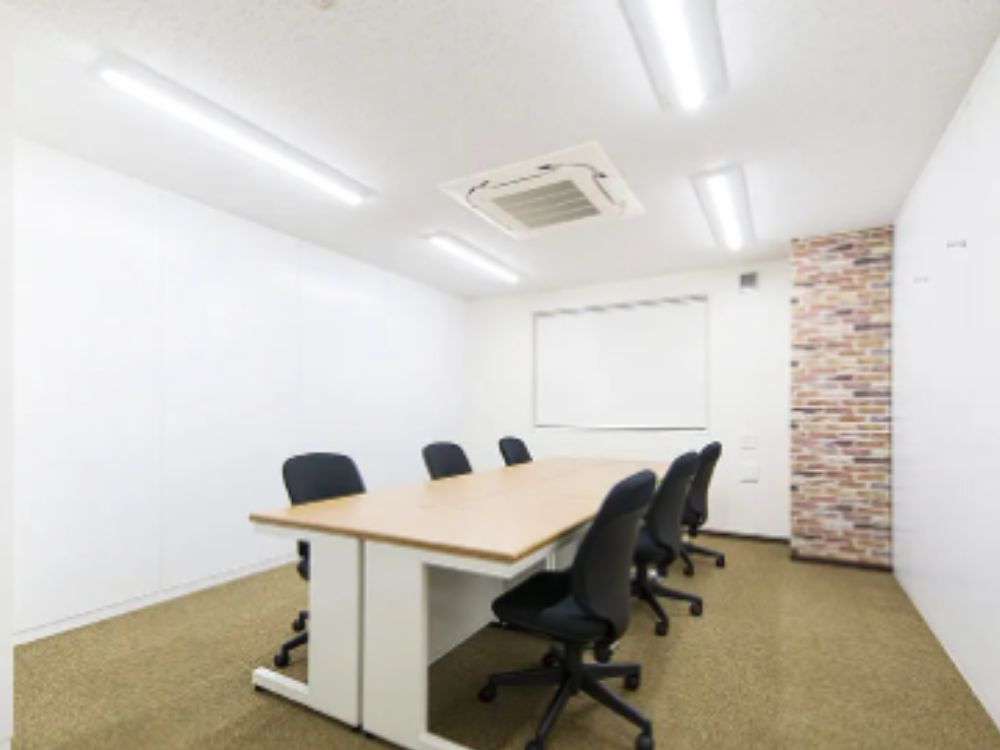 中央区日本橋人形町の8-10名用オフィス物件（人形町駅徒歩3分、10坪未満）