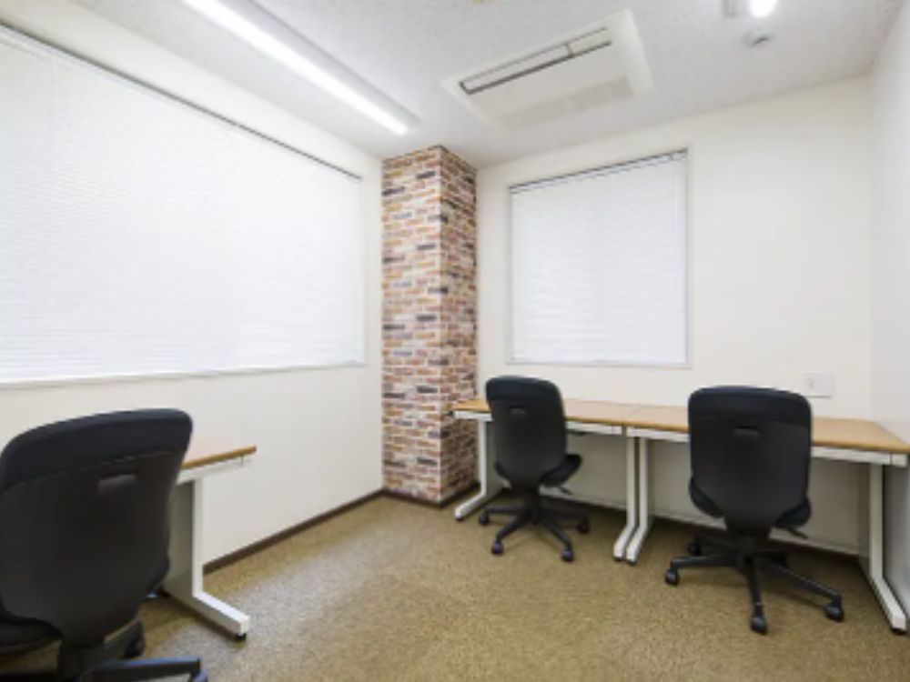 中央区日本橋人形町の3-4名用オフィス物件（人形町駅徒歩3分、10坪未満）