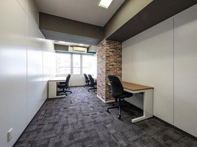 豊島区南大塚の4-8名用オフィス物件(大塚駅徒歩2分、10坪未満)