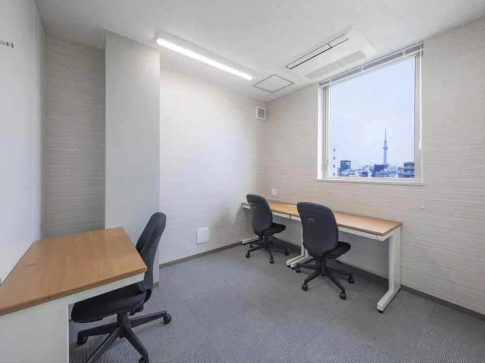 台東区上野の3-5名用オフィス物件（末広町駅徒歩3分、10坪未満）