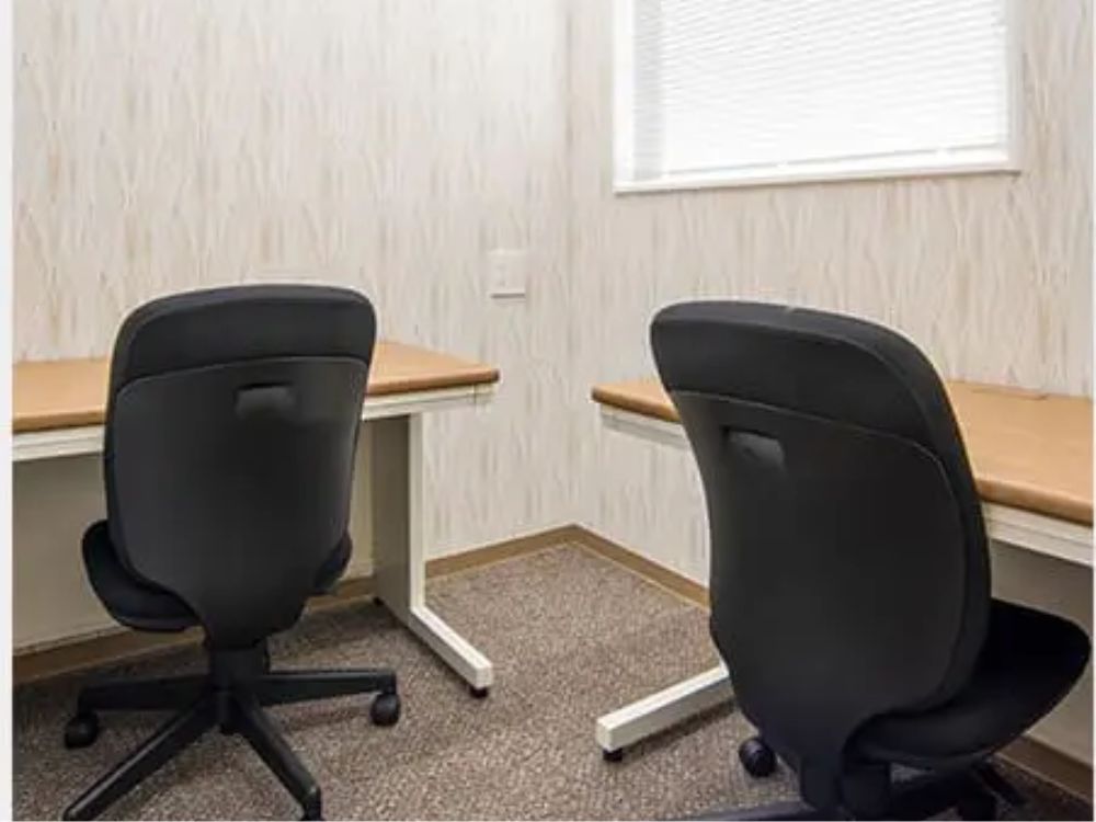 港区芝浦の2名用オフィス物件（田町駅徒歩6分、10坪未満）