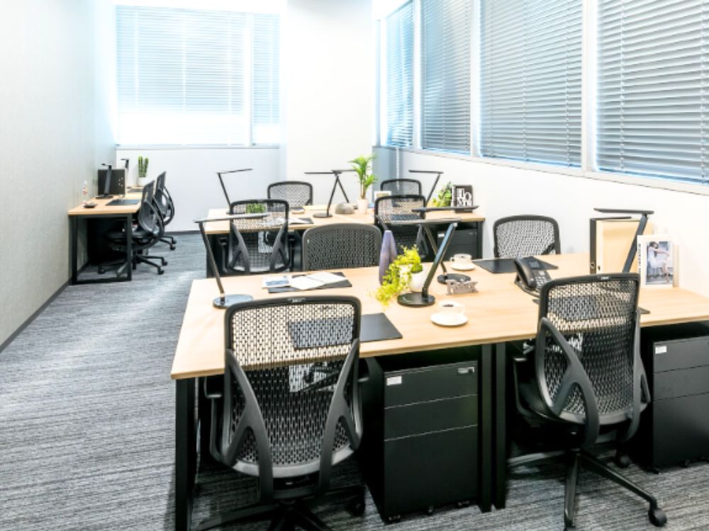 港区高輪の5-10名用オフィス物件（品川駅徒歩4分、10坪未満）