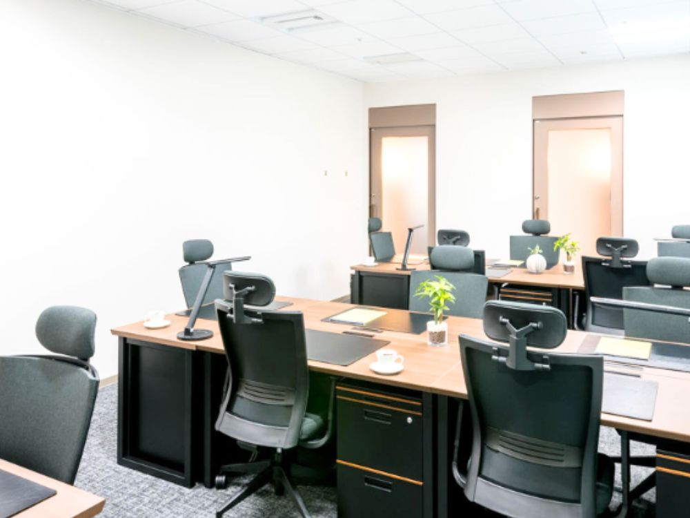 千代田区霞が関の7-16名用オフィス物件（虎ノ門駅徒歩1分、10坪未満）