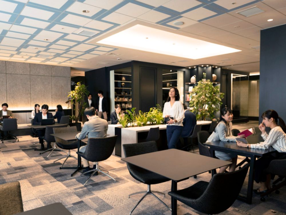 中央区日本橋室町のオフィス物件（三越前駅徒歩1分）