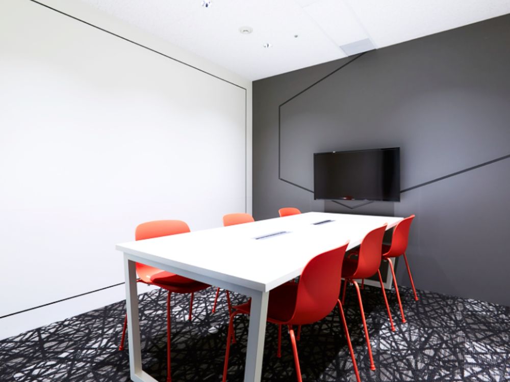 新宿区西新宿のオフィス物件（都庁前駅徒歩1分）