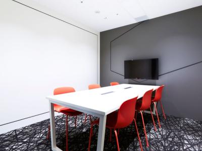 新宿区西新宿のオフィス物件（都庁前駅徒歩1分）